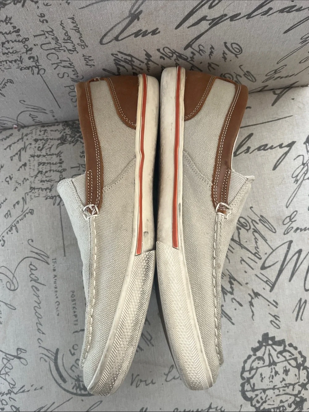 Mens Tommy Bahama slip on shoes Calderon Venetian Canvas Drivers